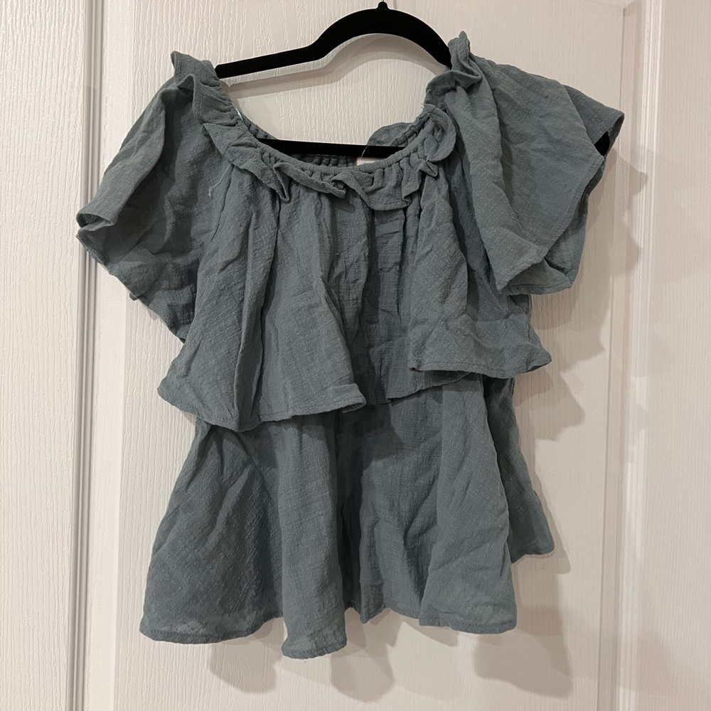 BRANDW NEW Small Top